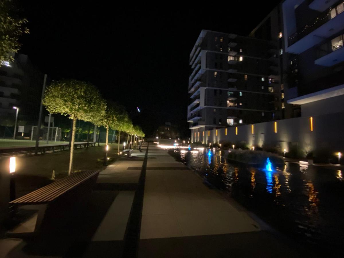 ורשה Apartment Wola, Wi-Fi, Smart Lock, Air Condition מראה חיצוני תמונה