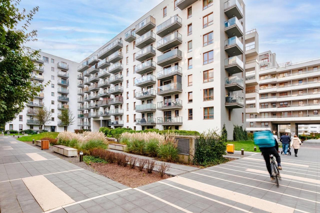 ורשה Apartment Wola, Wi-Fi, Smart Lock, Air Condition מראה חיצוני תמונה