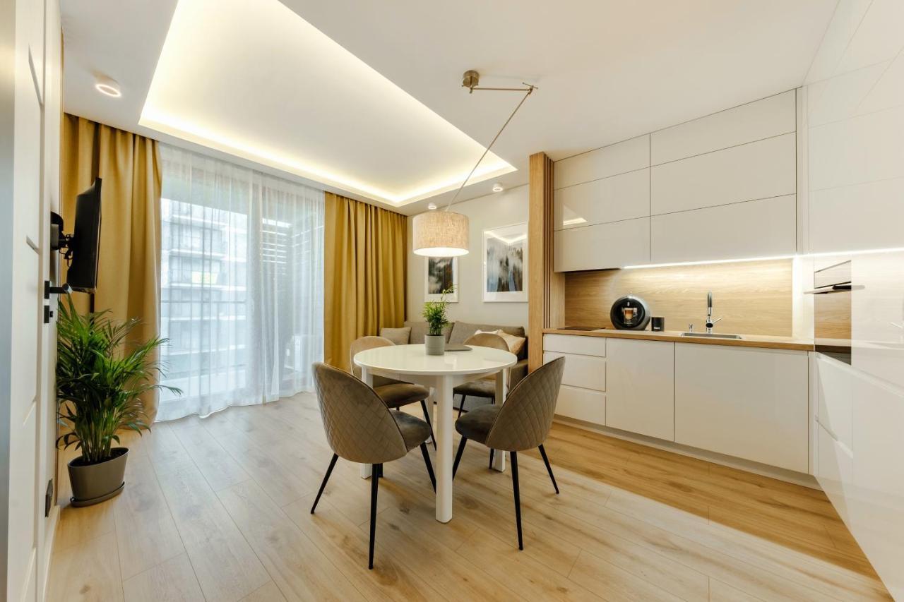 ורשה Apartment Wola, Wi-Fi, Smart Lock, Air Condition מראה חיצוני תמונה